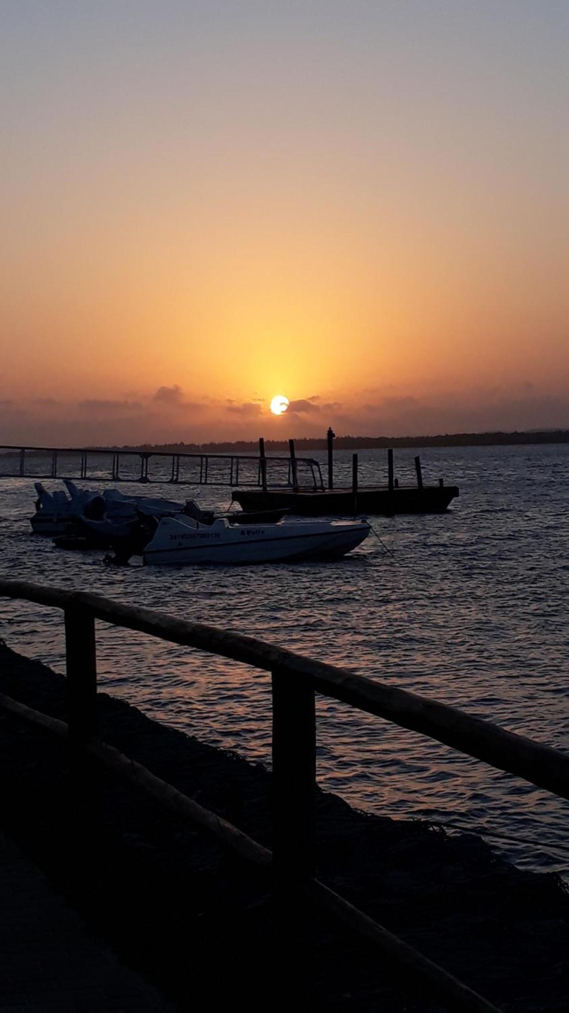Pousada Grao De Areia Beira Mar มังกีเซโก ภายนอก รูปภาพ